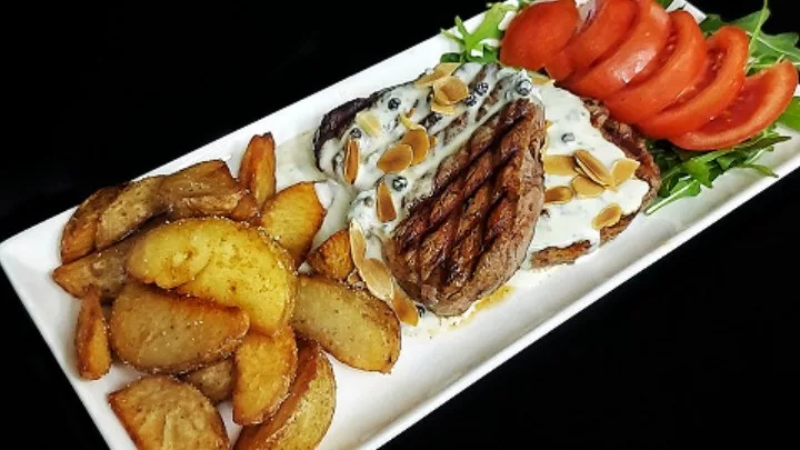 Biftek u bluecheese sosu