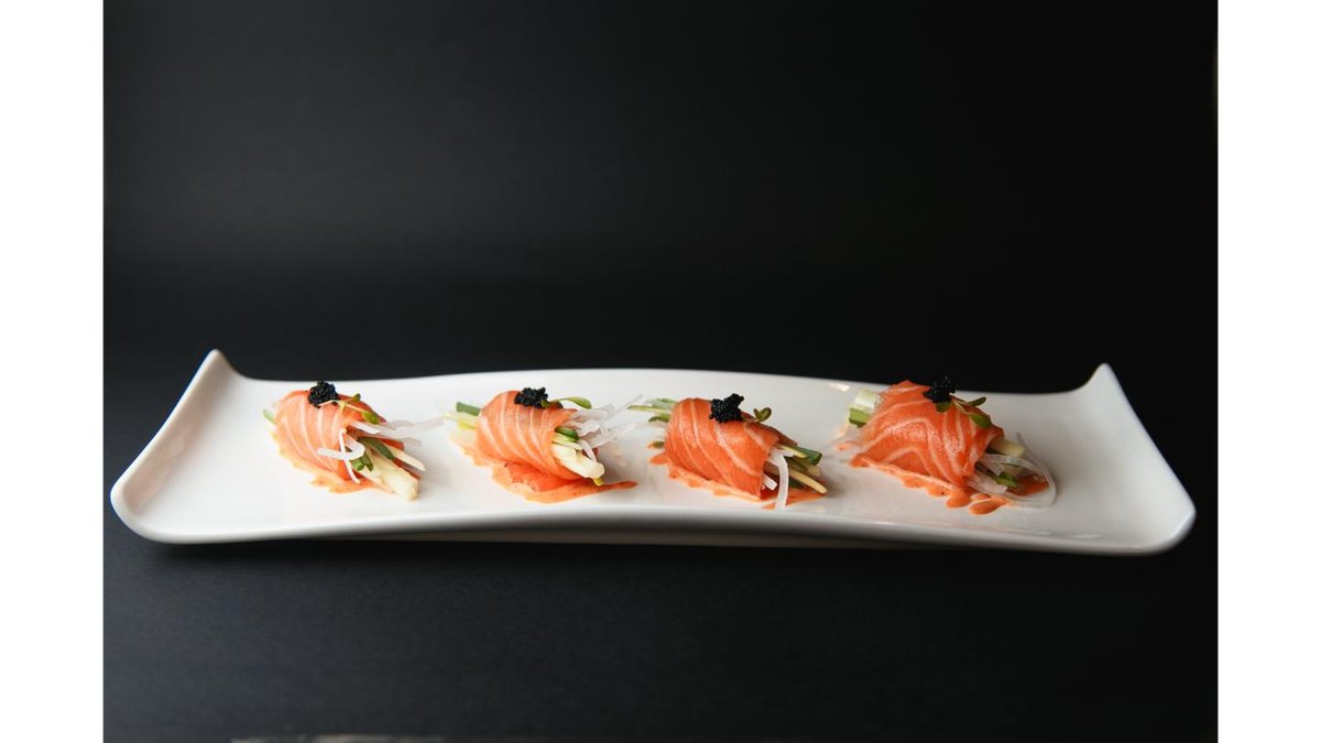 Sakura Mix Roll