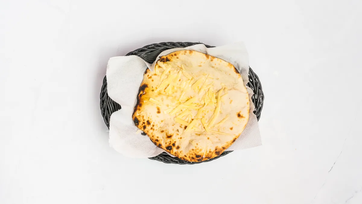 Cheese naan