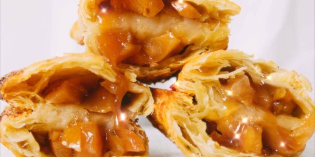 Apple Pie Empanada