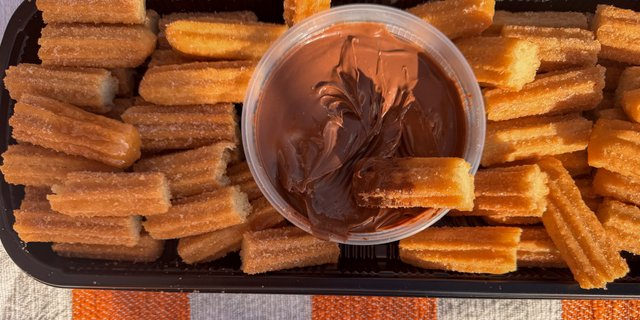 Churro Platter w/ Hazelnut Cocoa Dip
