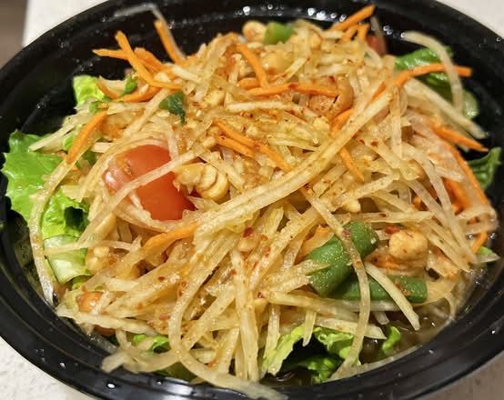 Papaya Salad ( Som Tum )
