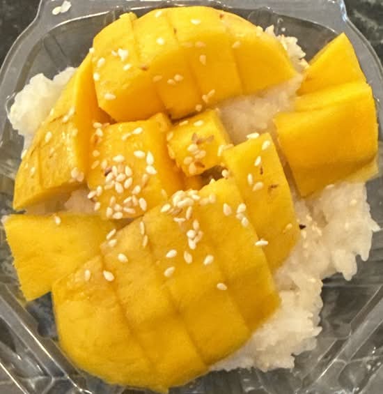 Sweet Rice with Mango