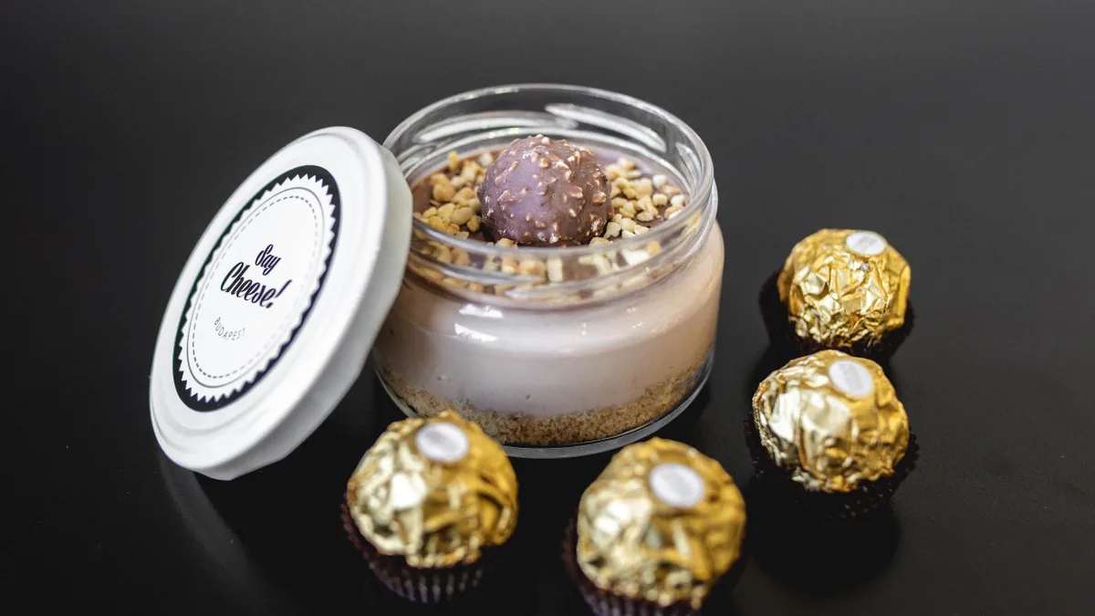 Ferrero Rocher sajttorta