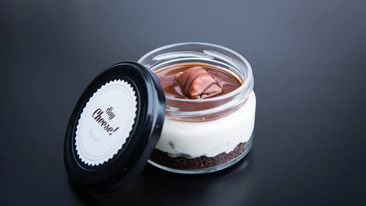 Kinder Bueno sajttorta