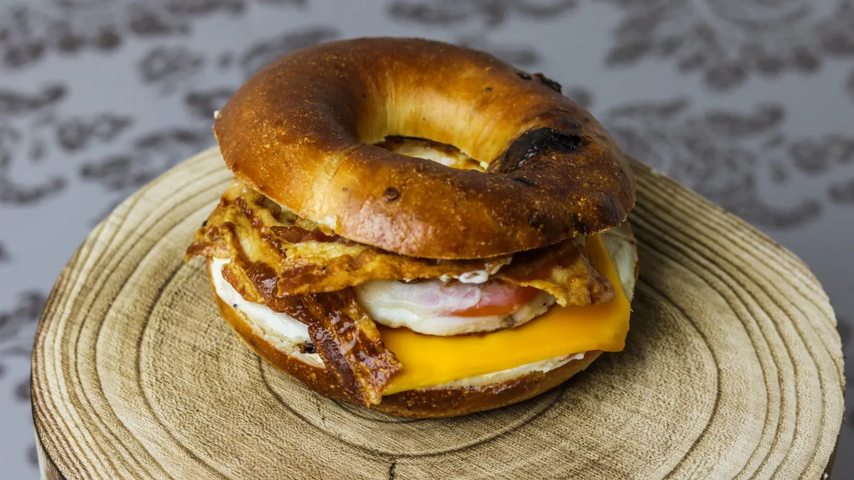 SZANDI SPECIAL BAGEL