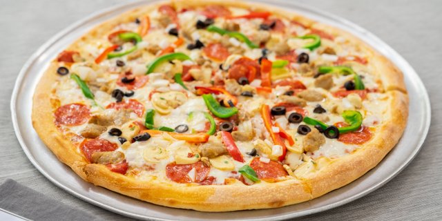 3 Whole Supremo Pizzass