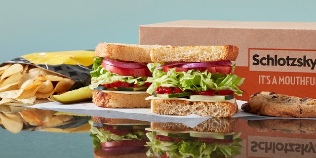 Fresh Veggie and Provolone Chilled Sandwich Lunch Box