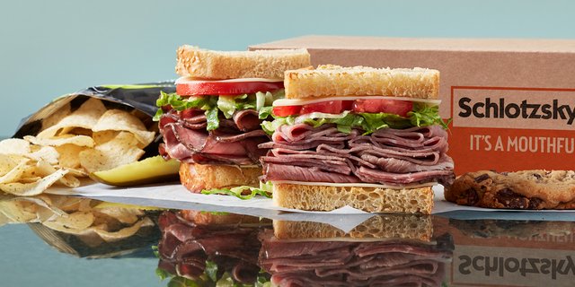 Roast Beef and Provolone Chilled Sandwich Lunch Box