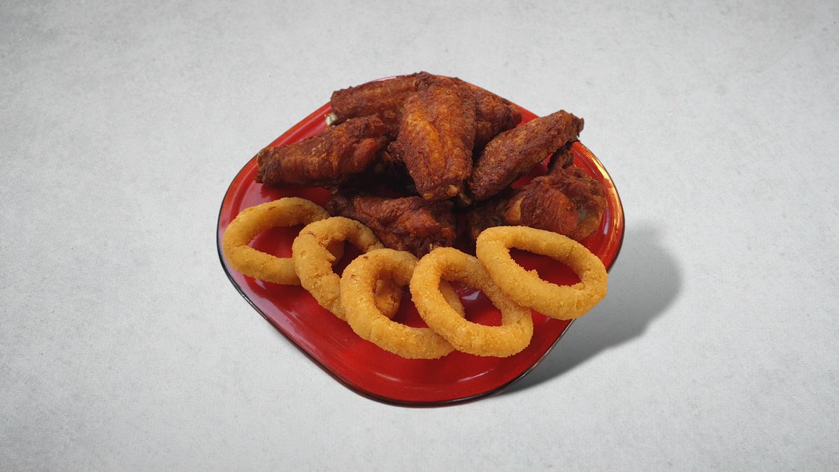 Onion rings( 5 komada) + classic krilca 250gr