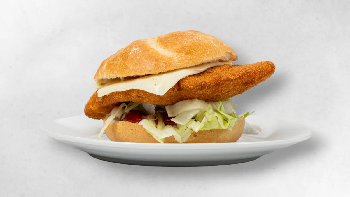 Schnitzel Käse-Semmel