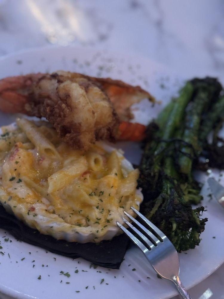 Lobster Mac and Cheese