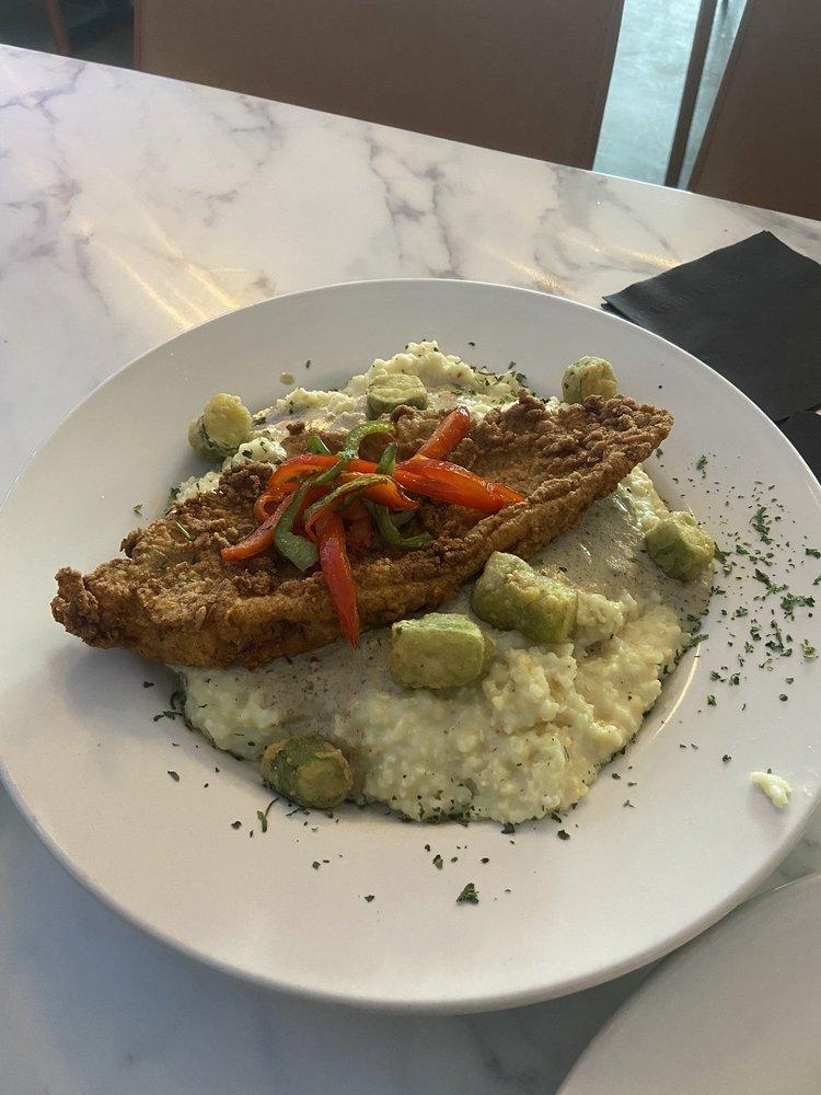 Lunch catfish and grits
