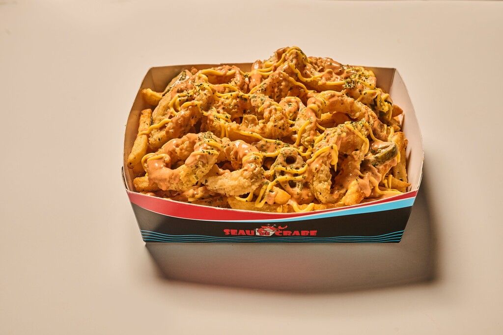 Calamars et frites chargées / Loaded Calmars and French Fries