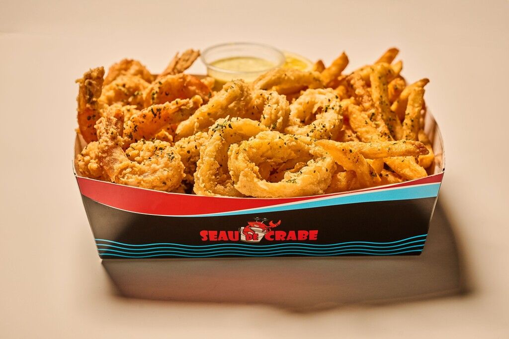 Crevettes, calamars et frites à partager (2 Personnes) / Shrimps, Calamaris and Chips 2 Pax