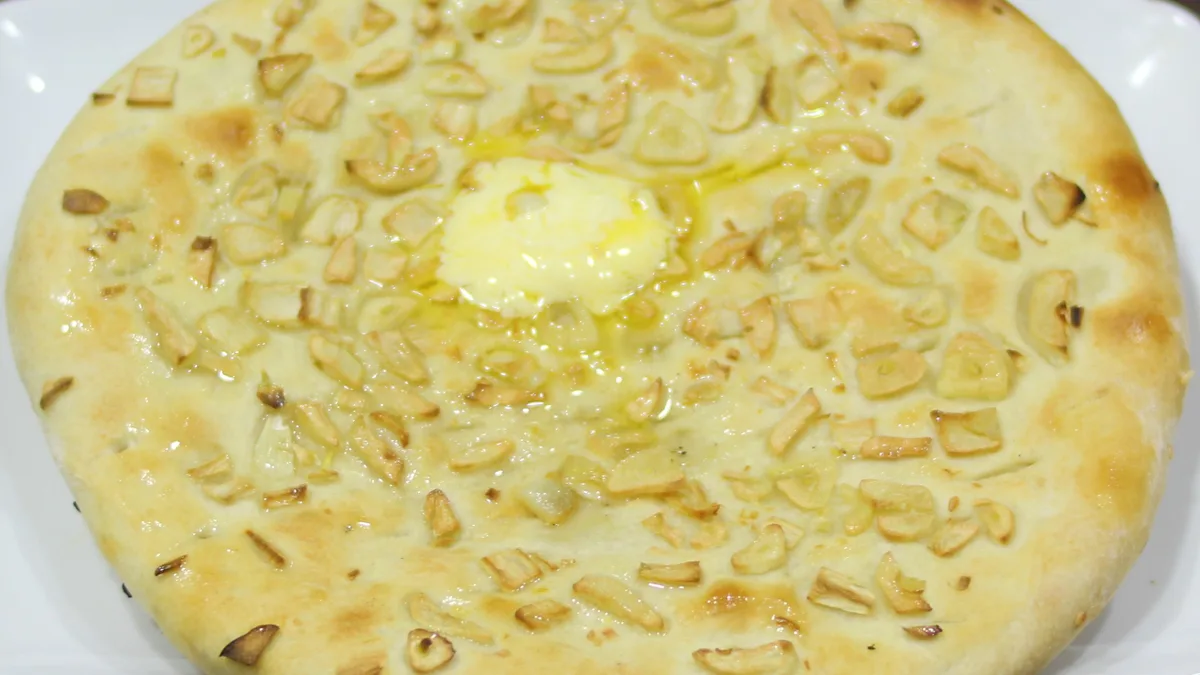 Garlic Rogni Naan