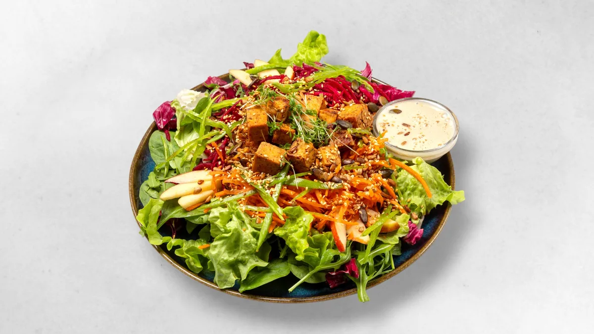 Secret Garden Salat mit Tofu