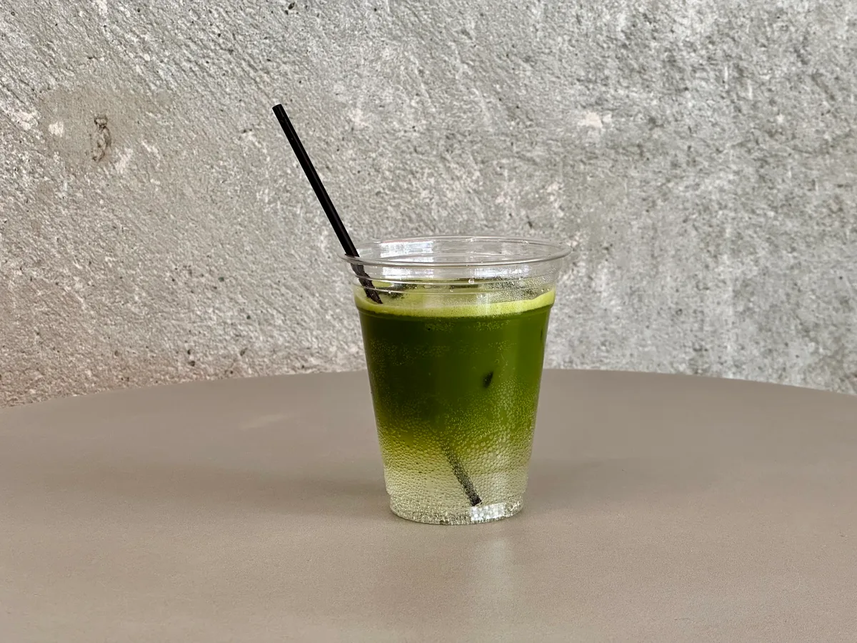 MATCHAGNE (SPARKLING MATCHA COCONUT WATER )