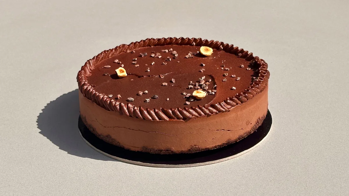 Raw Chocolate Tart 18Cm (12-14 Slices)