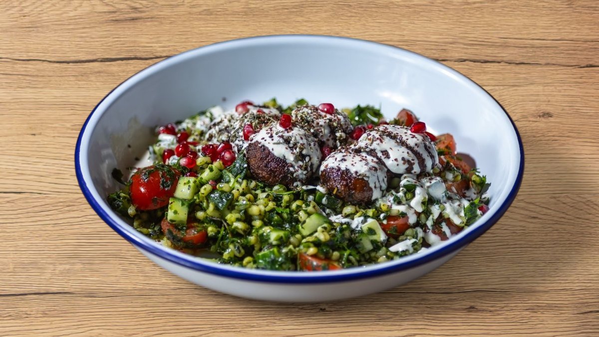 Roasted portobello,tabbouleh, tahini dressing