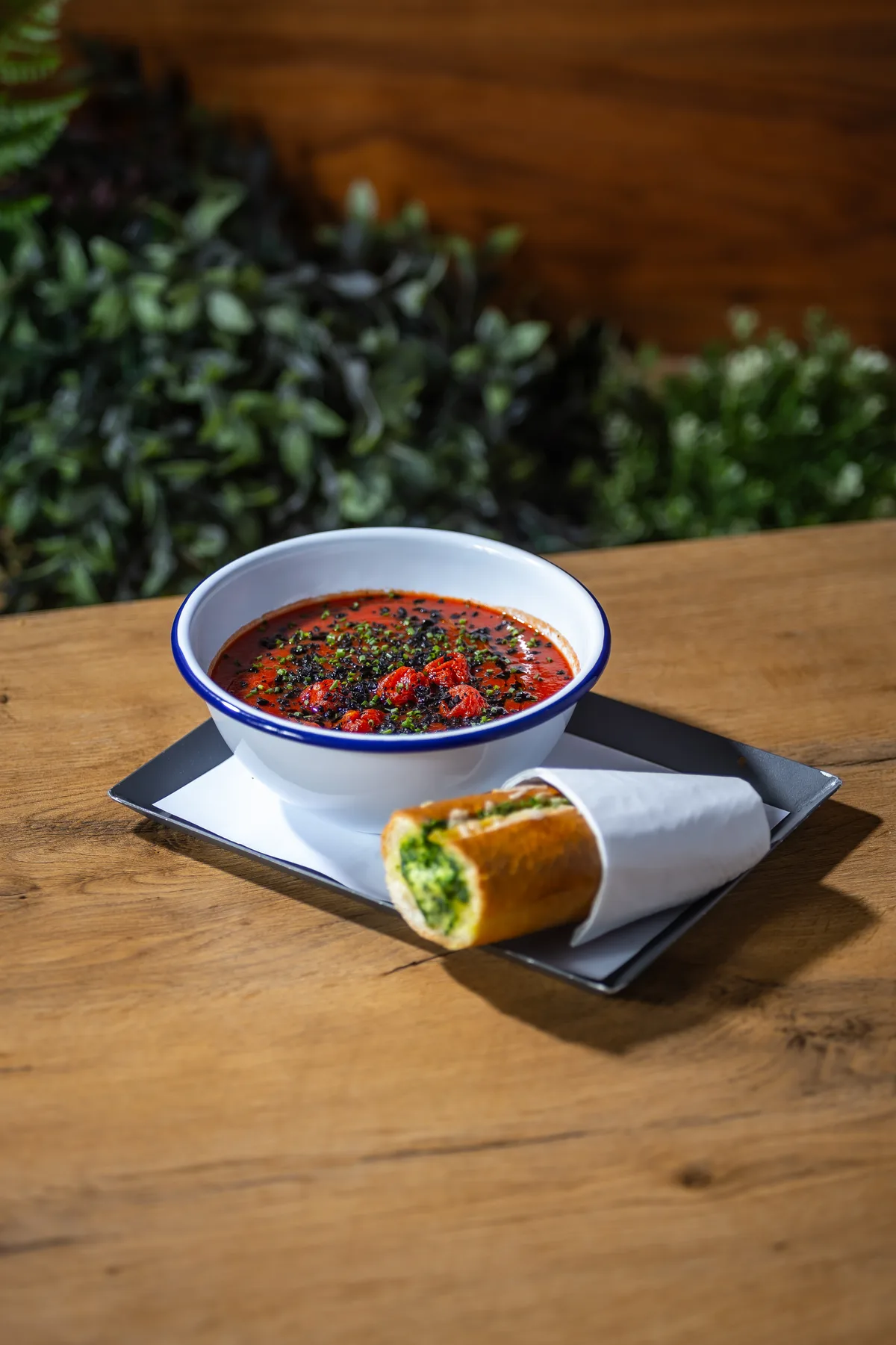 Tomato soup with garlic bread