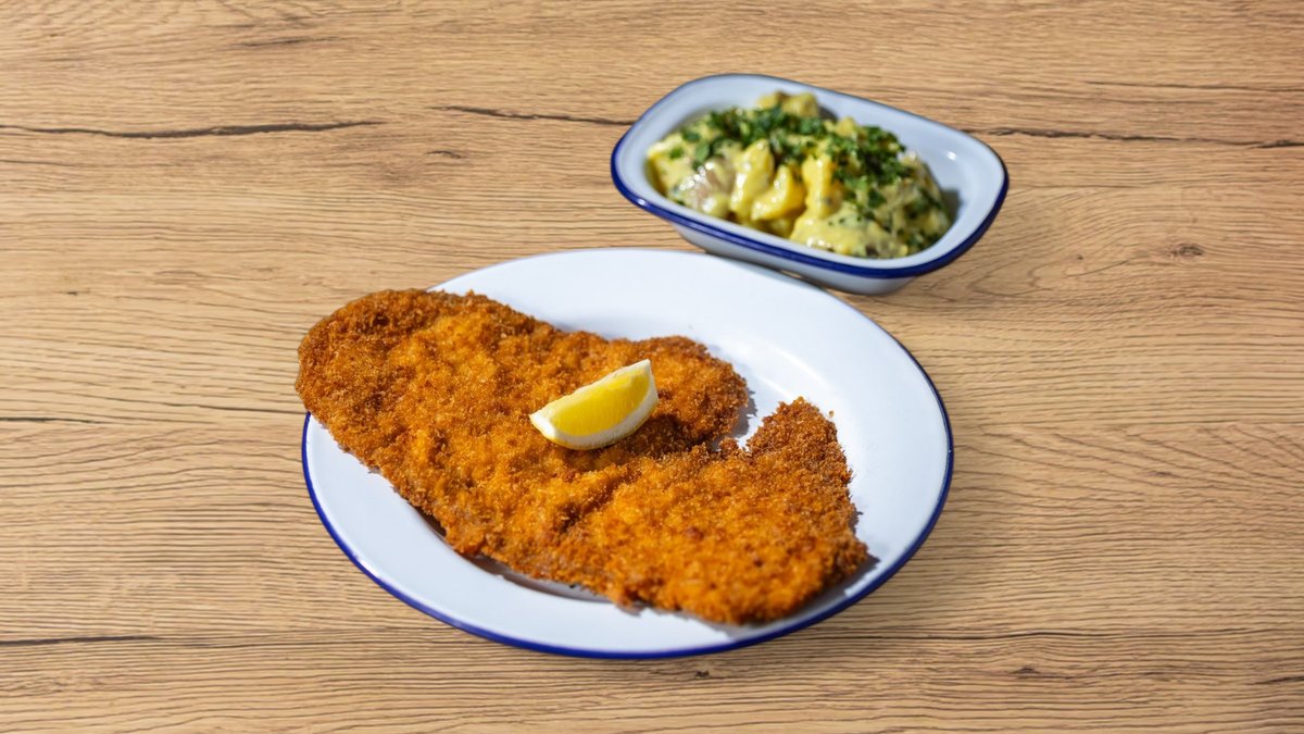 Wiener schnitzel from pork, side dish