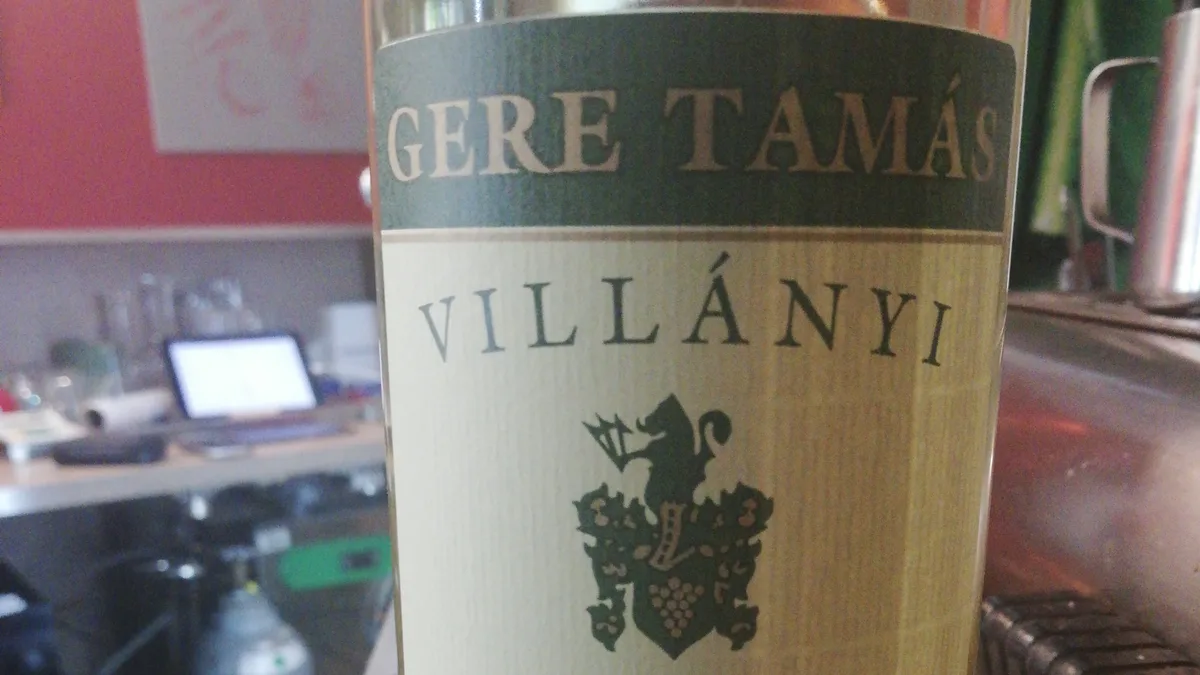 villányi fehér bor