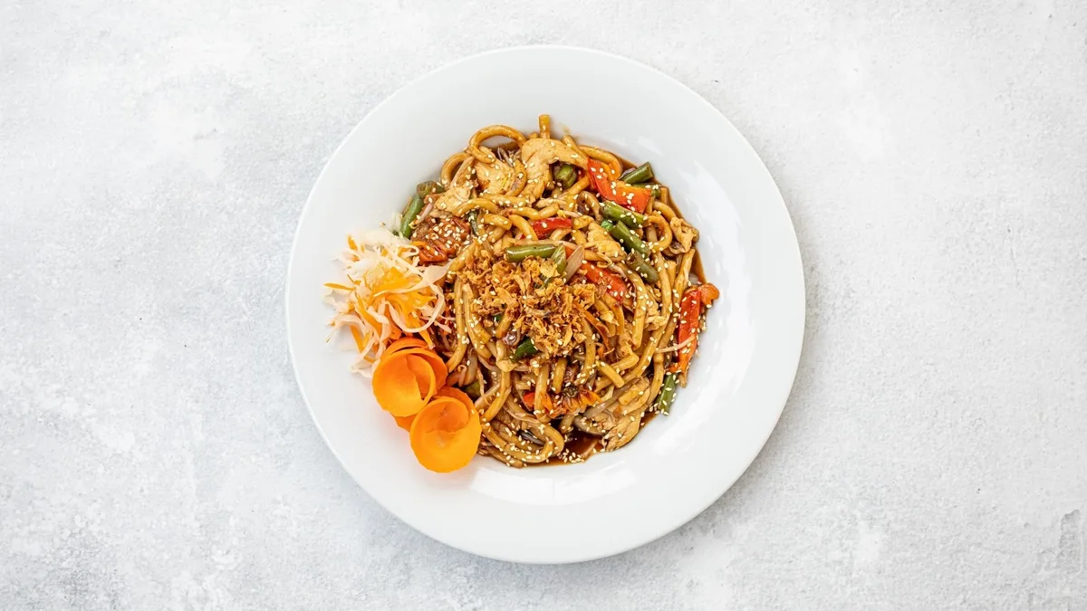 Udon xào
