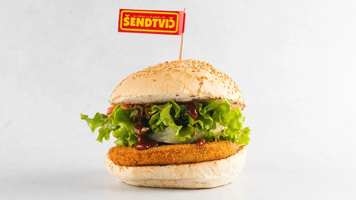 Šentviški chicken burger