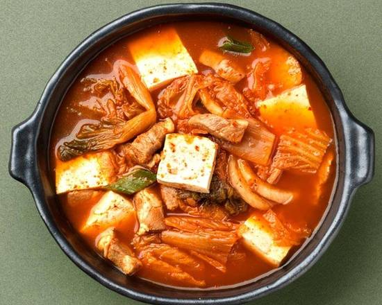 Kimchi Soup 김치찌개