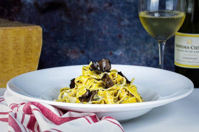 Fettuccine al Tartufo Nero