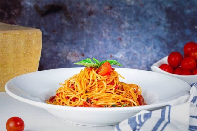Spaghetti Marinara (Homemade Pasta)