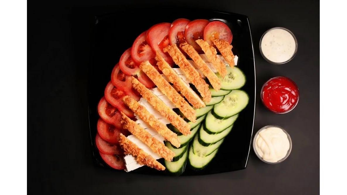 Salată cu piept pane