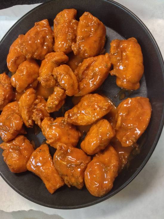 20 PIECE BONELESS BUFFALO CHICKEN
