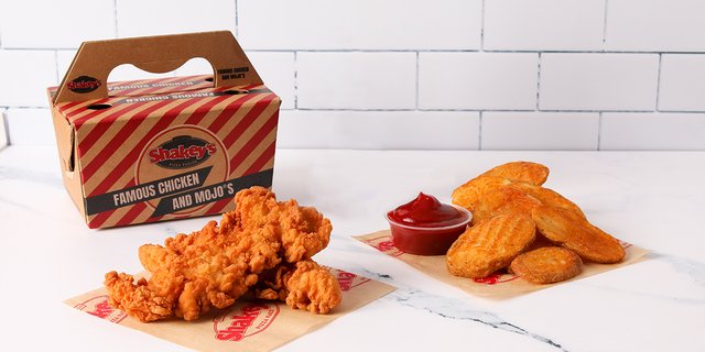Chicken Strips and Mojos Box