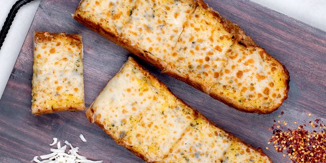 Garlic Cheese Loaf