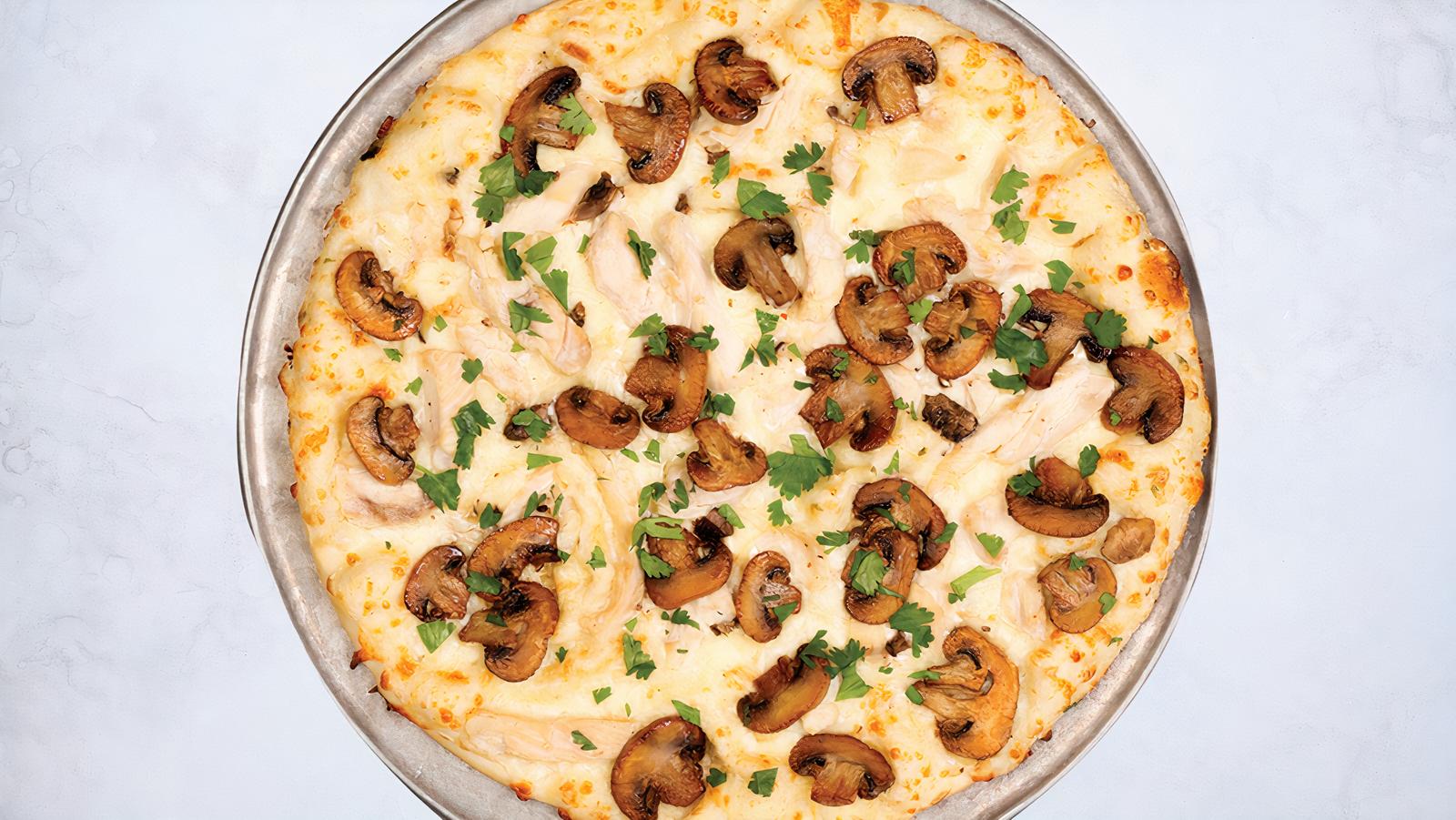 Rustic Garlic Chicken Pizza (12" Medium)