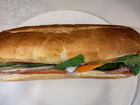 House Special (BáNh Mì ĐặC BiệT)