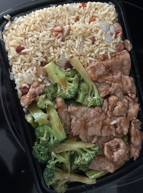 C34. Beef with Broccoli