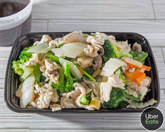 D3. Steamed Chicken Mixed Vegetables