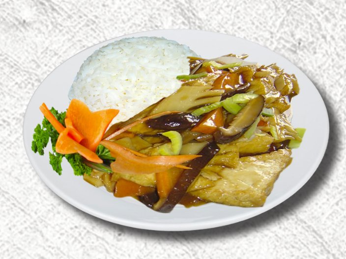 N18. Tofu s bambusem a houbami, rýže