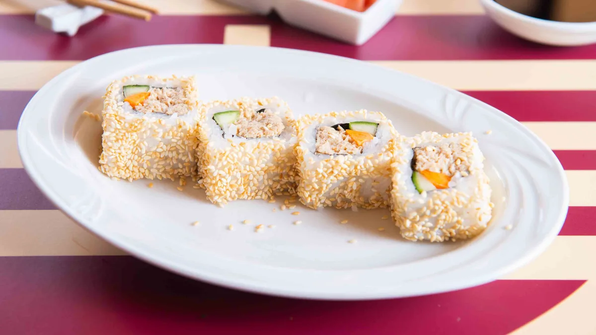 10. Tuna Mayu Maki