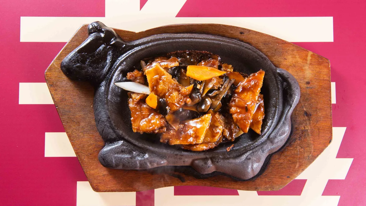 102. Chicken Fillet Sizzling Half Portion