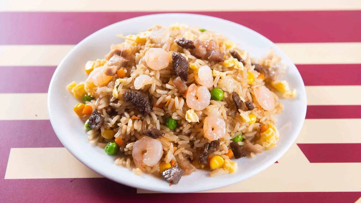 39. Mixed Fried Rice with Egg and Vegetables Whole Portion