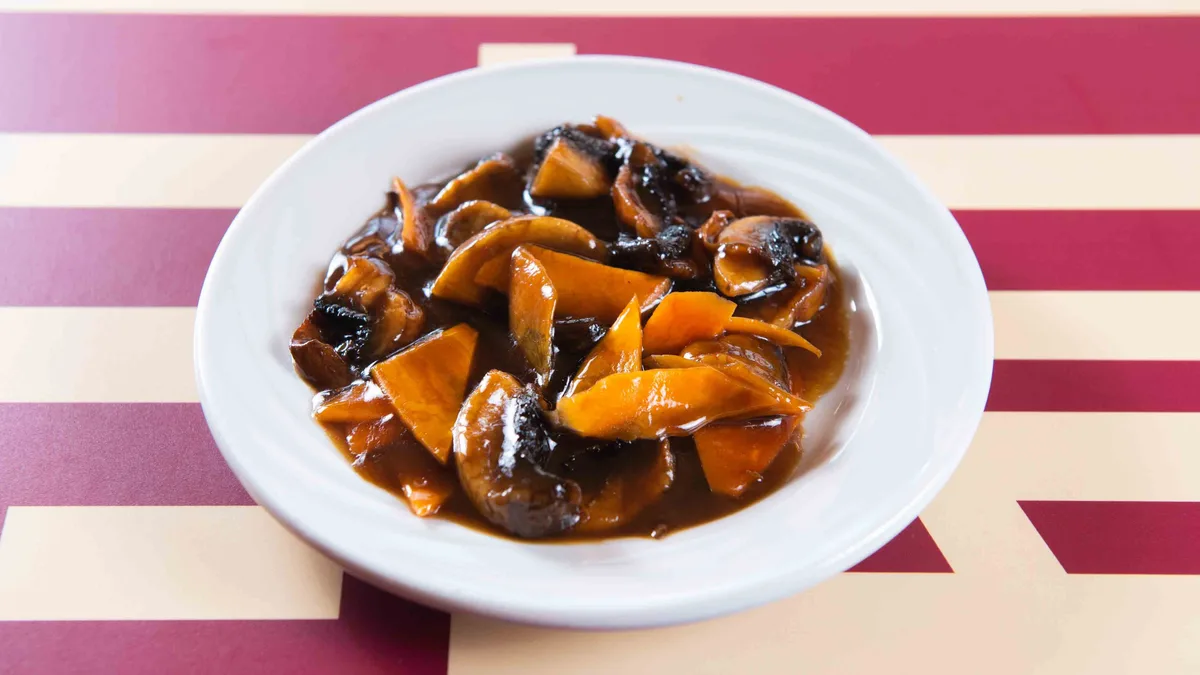 47. Fried Mushrooms In Oyster Sauce Whole Portion