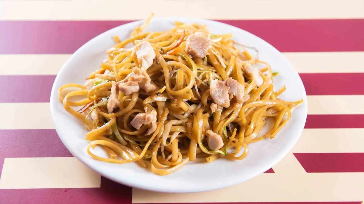 51. Chicken Chow Main with Vegetables Whole Portion
