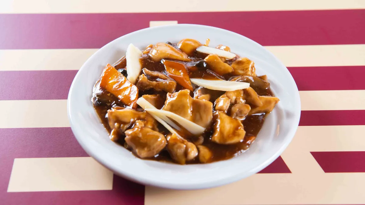 63. Chicken Mushroom and Bamboo Shoots Whole Portion