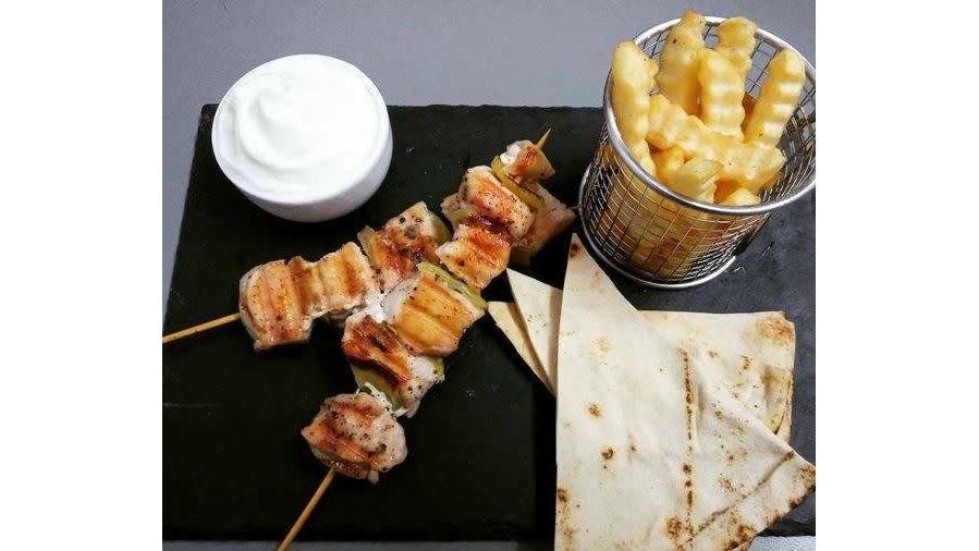 Meniu Shish tawook/cartofi/lipie