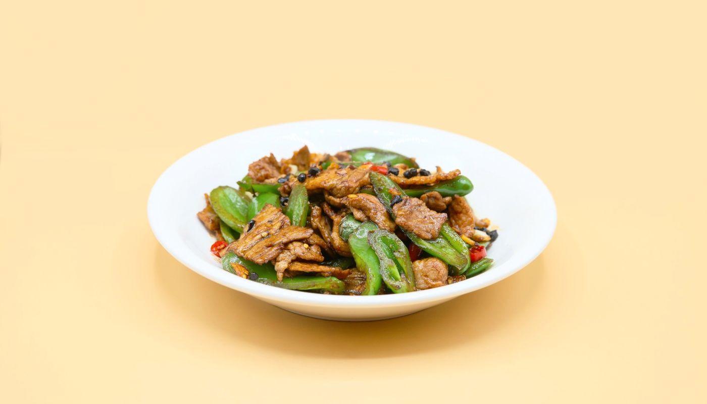 Sautéed Pork With Green Pepper (Medium Spicy ) 农家小炒肉🌶️🌶️