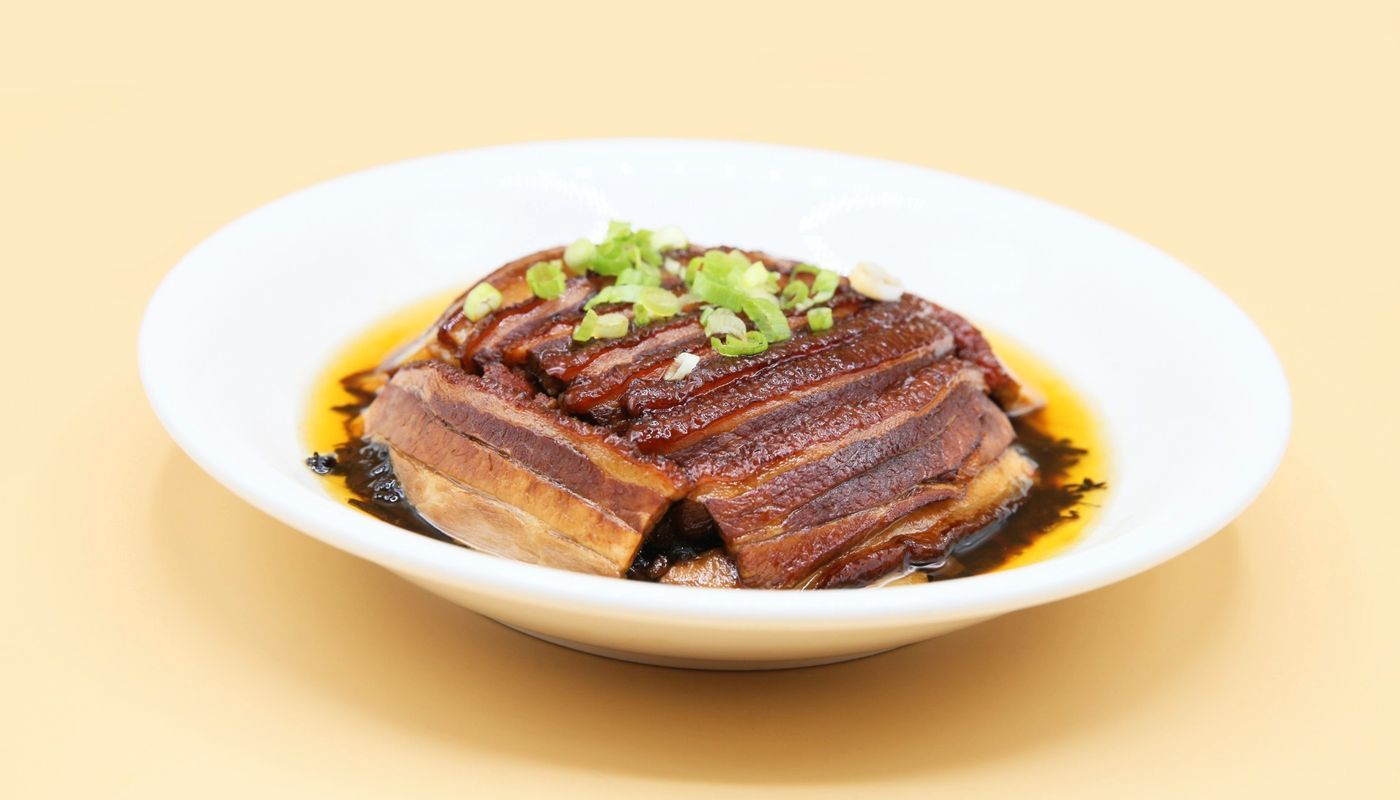 Steamed Braised Pork With Preserved Vegetables 梅菜扣肉